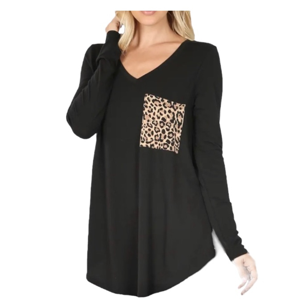Long Sleeve V Neck Top With Leopard Print Pocket